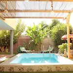 Σπίτι διακοπών Casa Con Piscina En El Centro