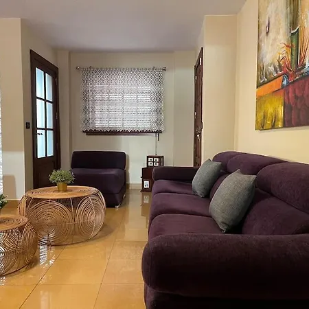 Casa Con Piscina En El Centro Los Llanos De Aridane