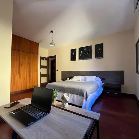 Prázdninový dům Casa Con Piscina En El Centro *