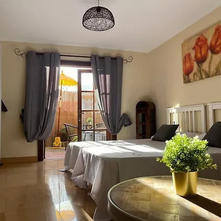 Casa Con Piscina En El Centro Casa de Férias *
