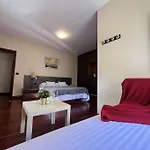 Casa Con Piscina En El Centro Дом отдыха *