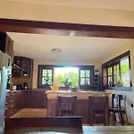 Casa Con Piscina En El Centro *