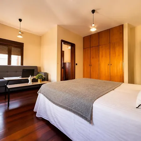 Casa Con Piscina En El Centro