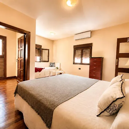 Casa Con Piscina En El Centro